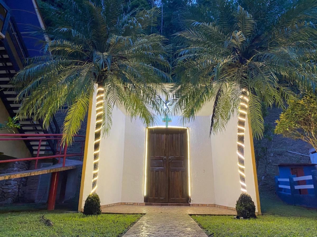 Hotel Fazenda Bonanza エンジェニェイロ・パウロ・デ・フロンチン エクステリア 写真