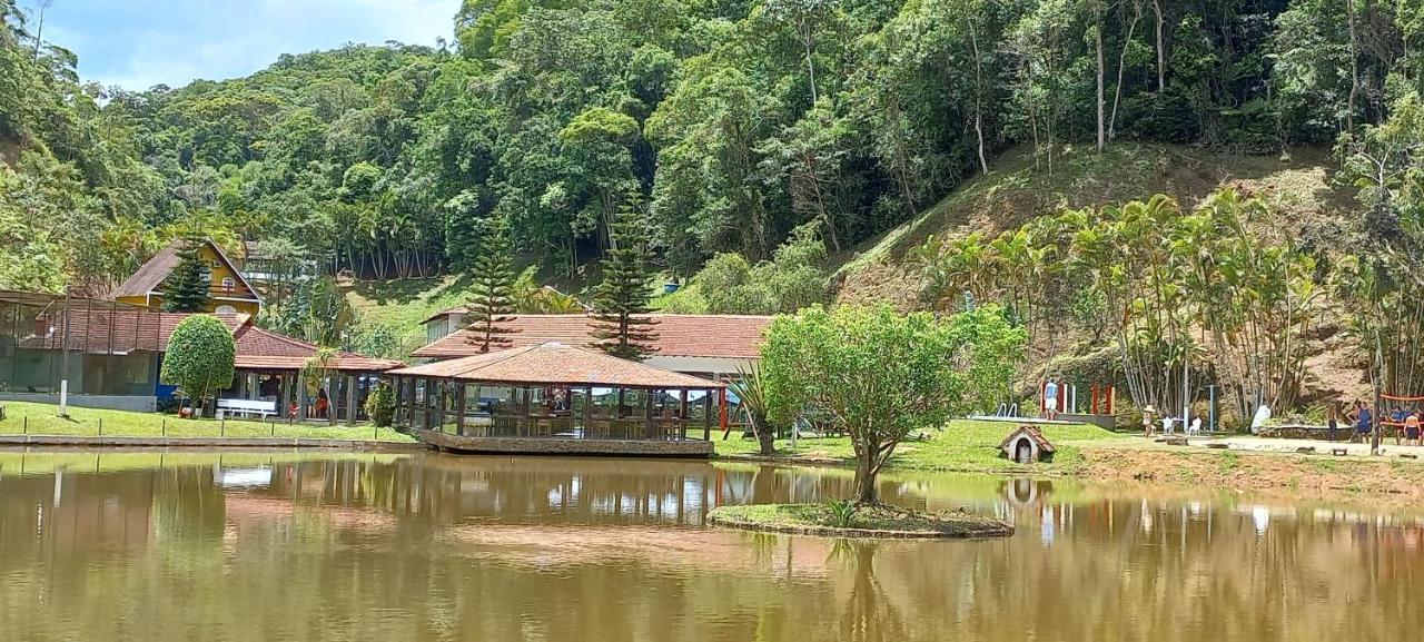 Hotel Fazenda Bonanza エンジェニェイロ・パウロ・デ・フロンチン エクステリア 写真