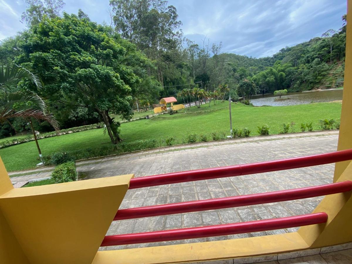 Hotel Fazenda Bonanza エンジェニェイロ・パウロ・デ・フロンチン エクステリア 写真