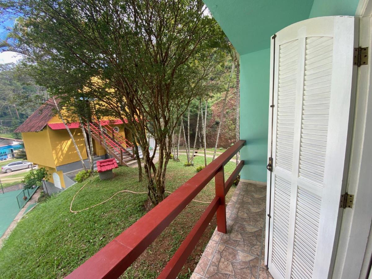 Hotel Fazenda Bonanza エンジェニェイロ・パウロ・デ・フロンチン エクステリア 写真