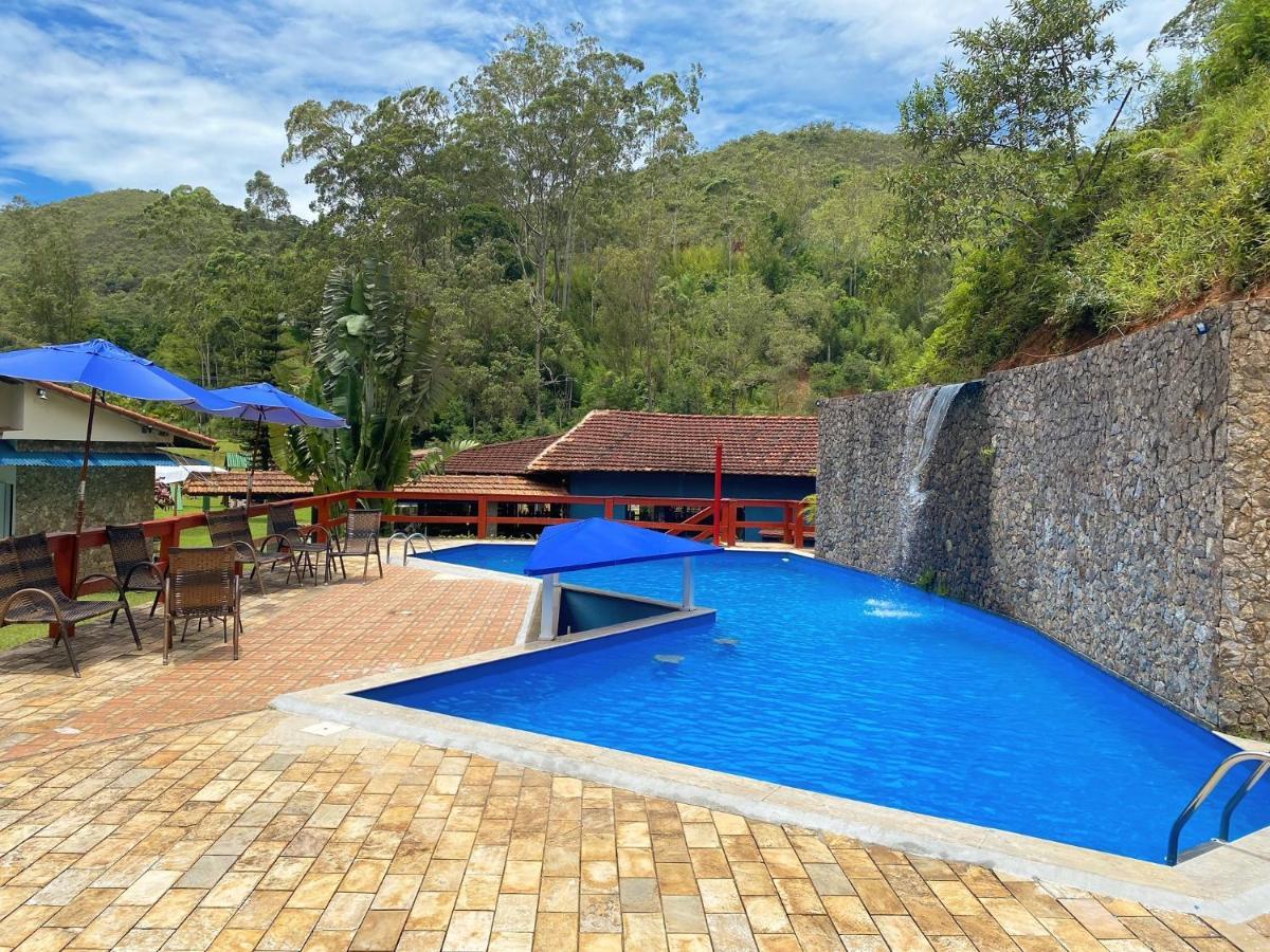 Hotel Fazenda Bonanza エンジェニェイロ・パウロ・デ・フロンチン エクステリア 写真