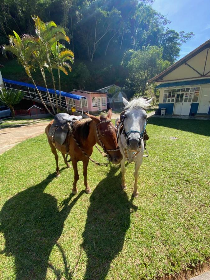 Hotel Fazenda Bonanza エンジェニェイロ・パウロ・デ・フロンチン エクステリア 写真