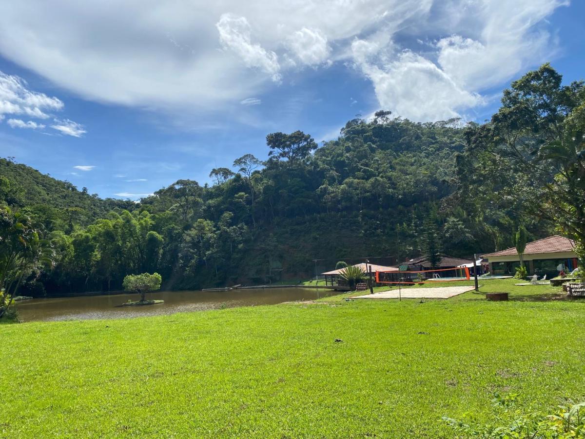 Hotel Fazenda Bonanza エンジェニェイロ・パウロ・デ・フロンチン エクステリア 写真